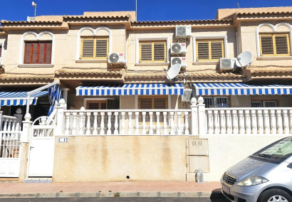 Villa - Resale - Torrevieja - Torreblanca