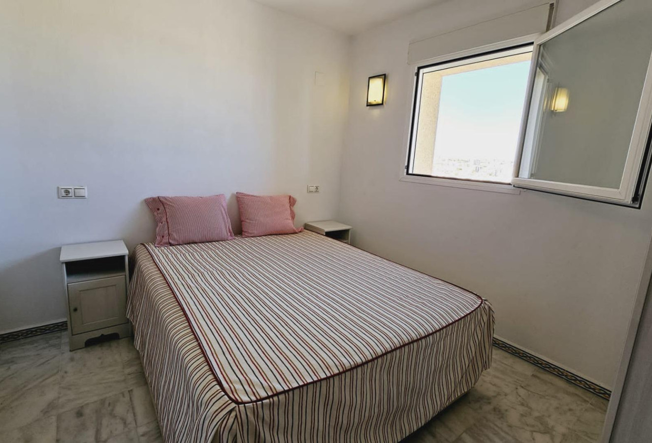 Reventa - Apartamento / piso - Torrevieja - Playa del cura