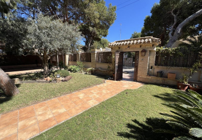 Reventa - Villa - Orihuela Costa - Punta Prima