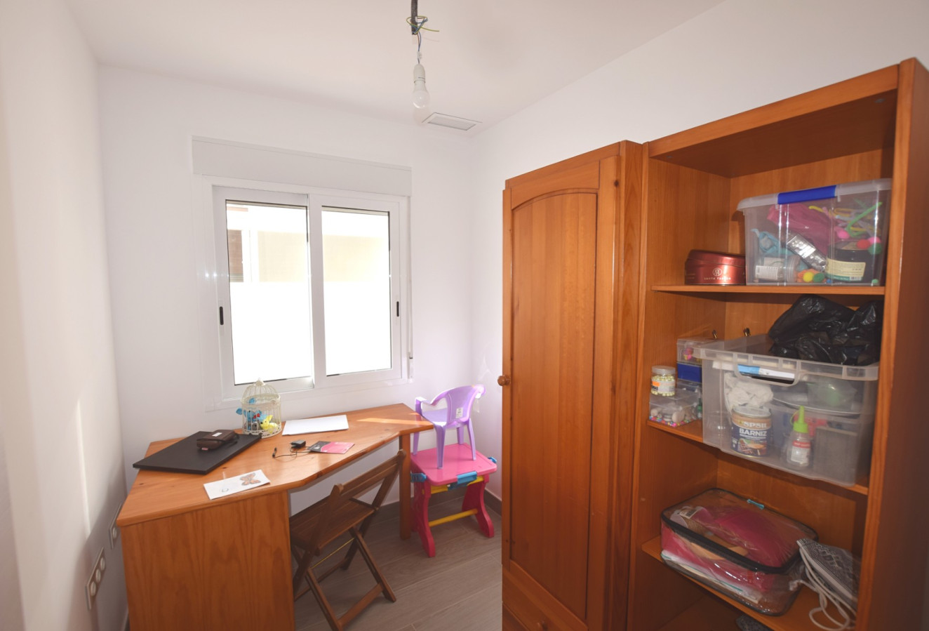 Resale - Villa - Almoradi