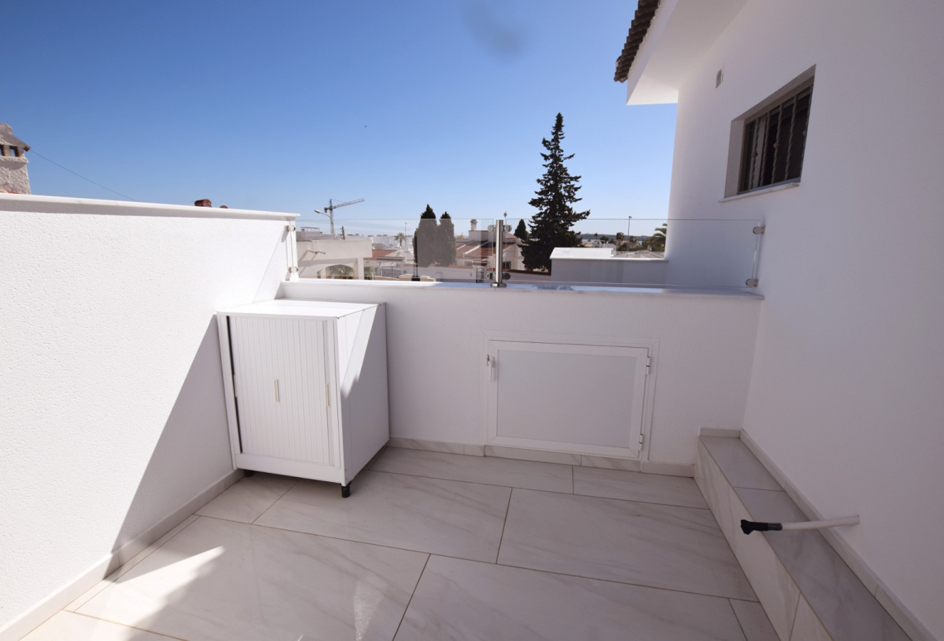 Reventa - Villa - Ciudad Quesada - Central Quesada