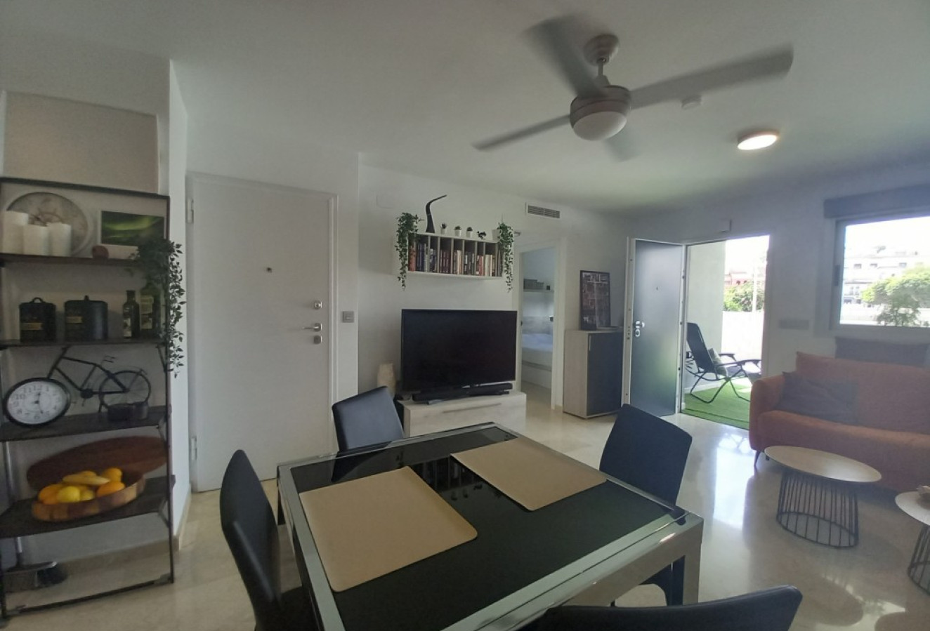 Reventa - Apartamento / piso - Campoamor