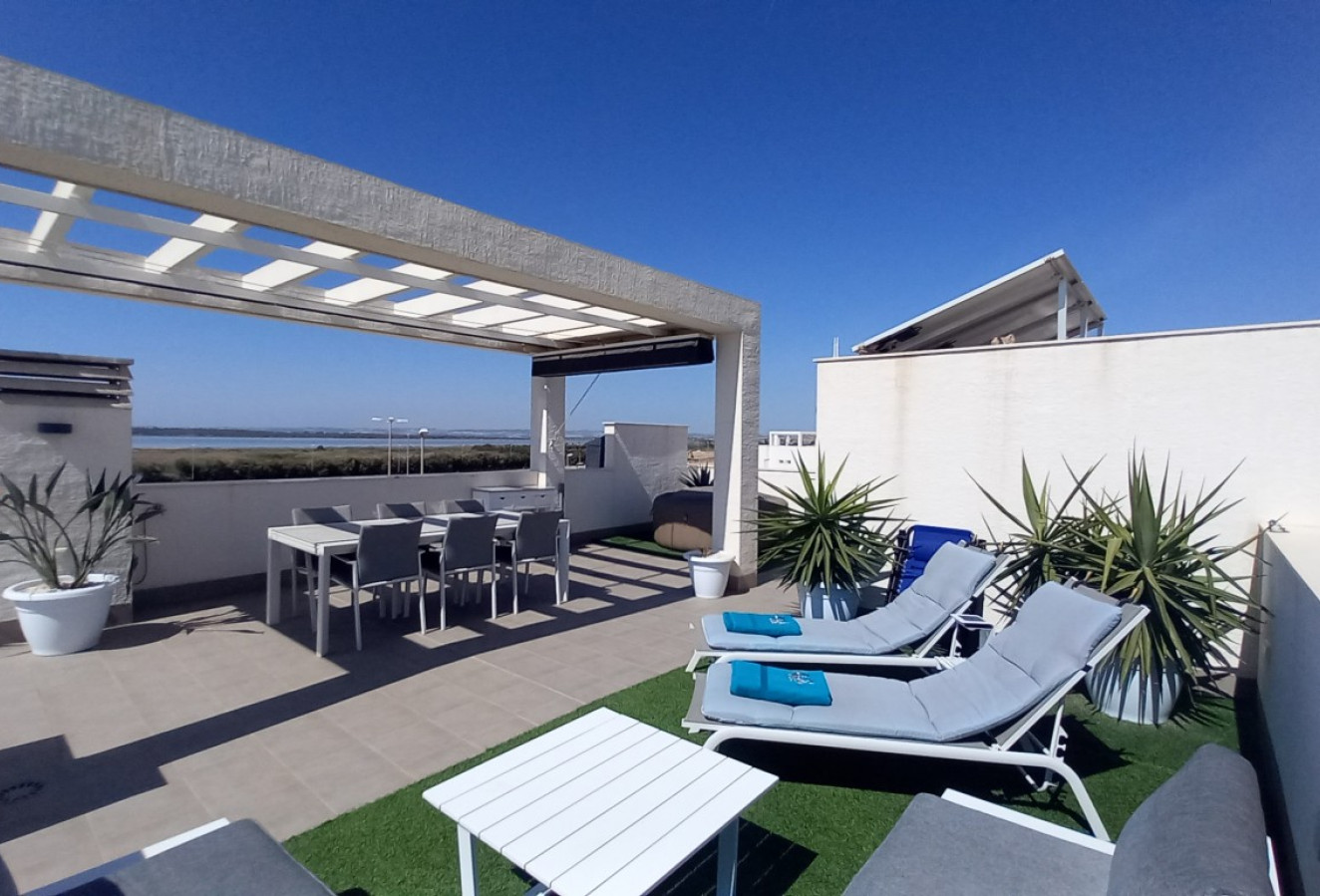 Resale - Penthouse - El Raso