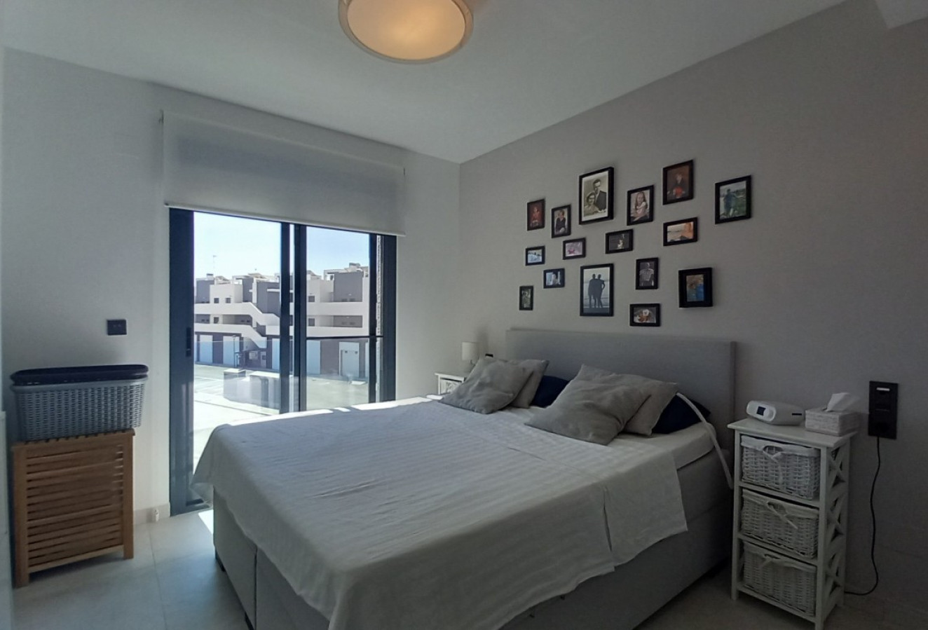 Resale - Penthouse - El Raso