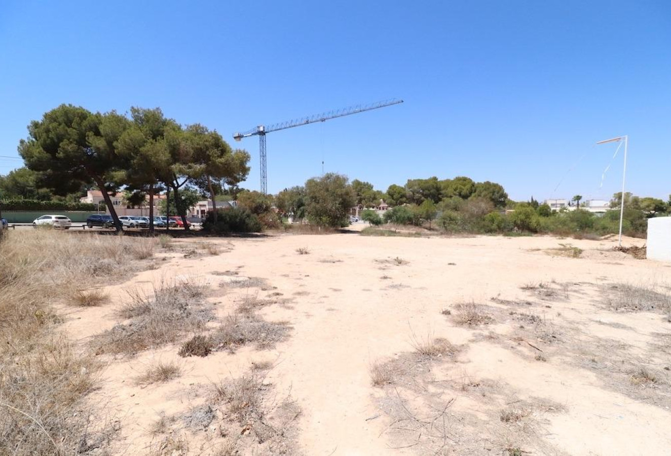 Reventa - Parcela / Terreno - Orihuela Costa - Montezenia