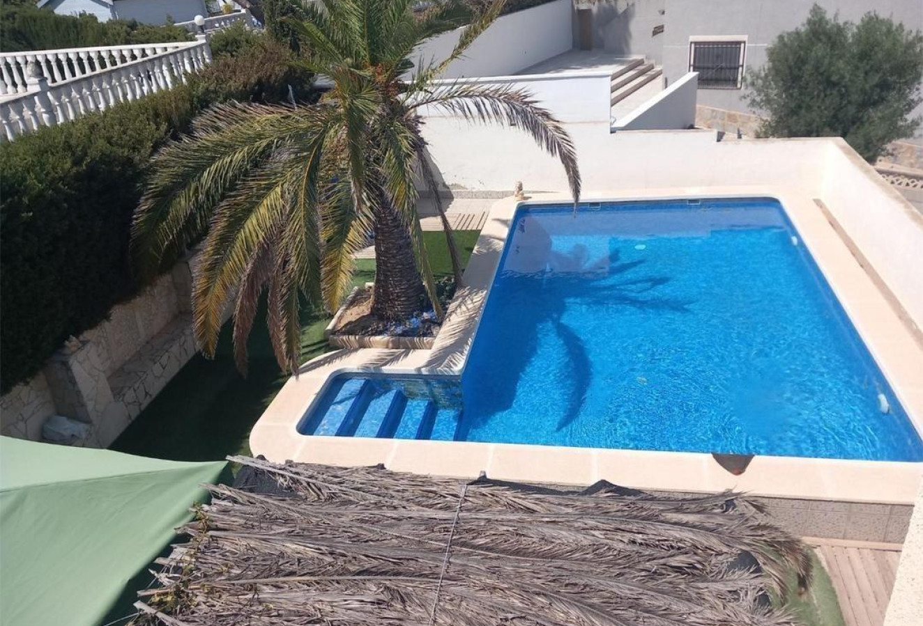 Reventa - Villa - Torrevieja - Los altos