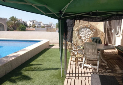 Reventa - Villa - Torrevieja - Los altos