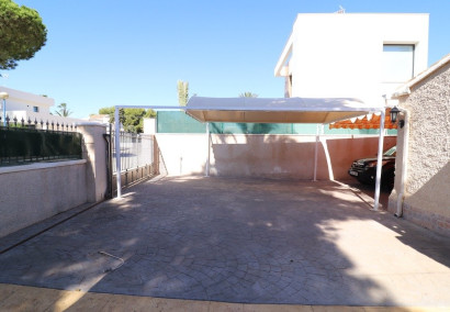 Reventa - Villa - Orihuela Costa - Punta Prima