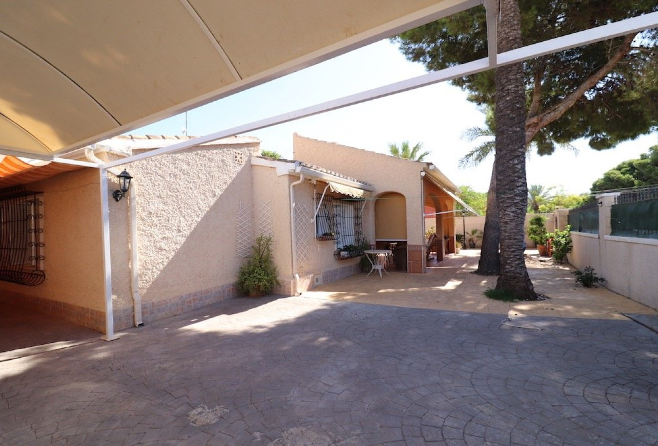 Reventa - Villa - Orihuela Costa - Punta Prima