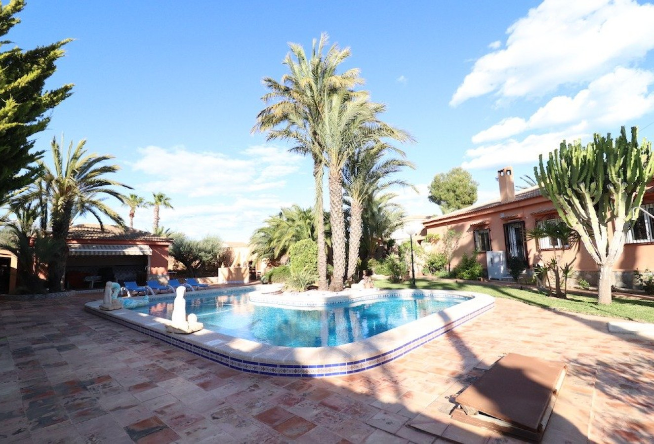 Reventa - Villa - Torrevieja - El chaparral