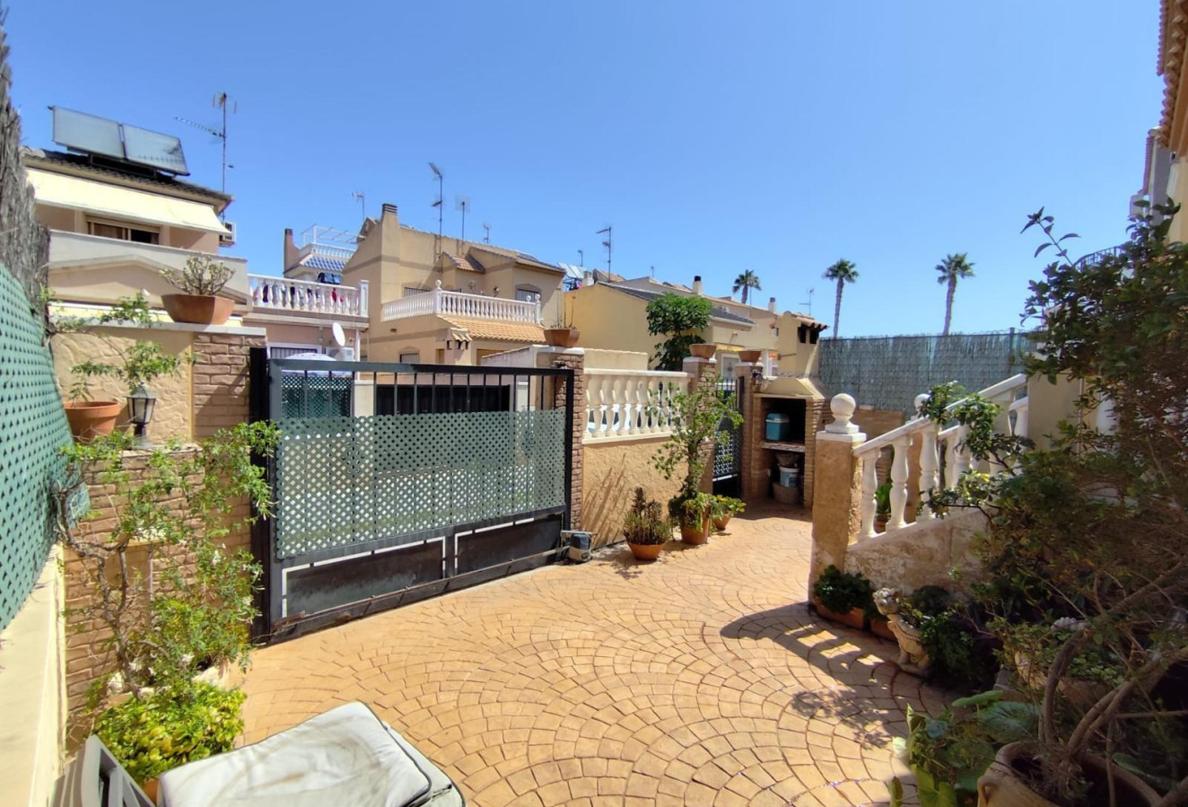 Reventa - Villa - Torrevieja - La Mata