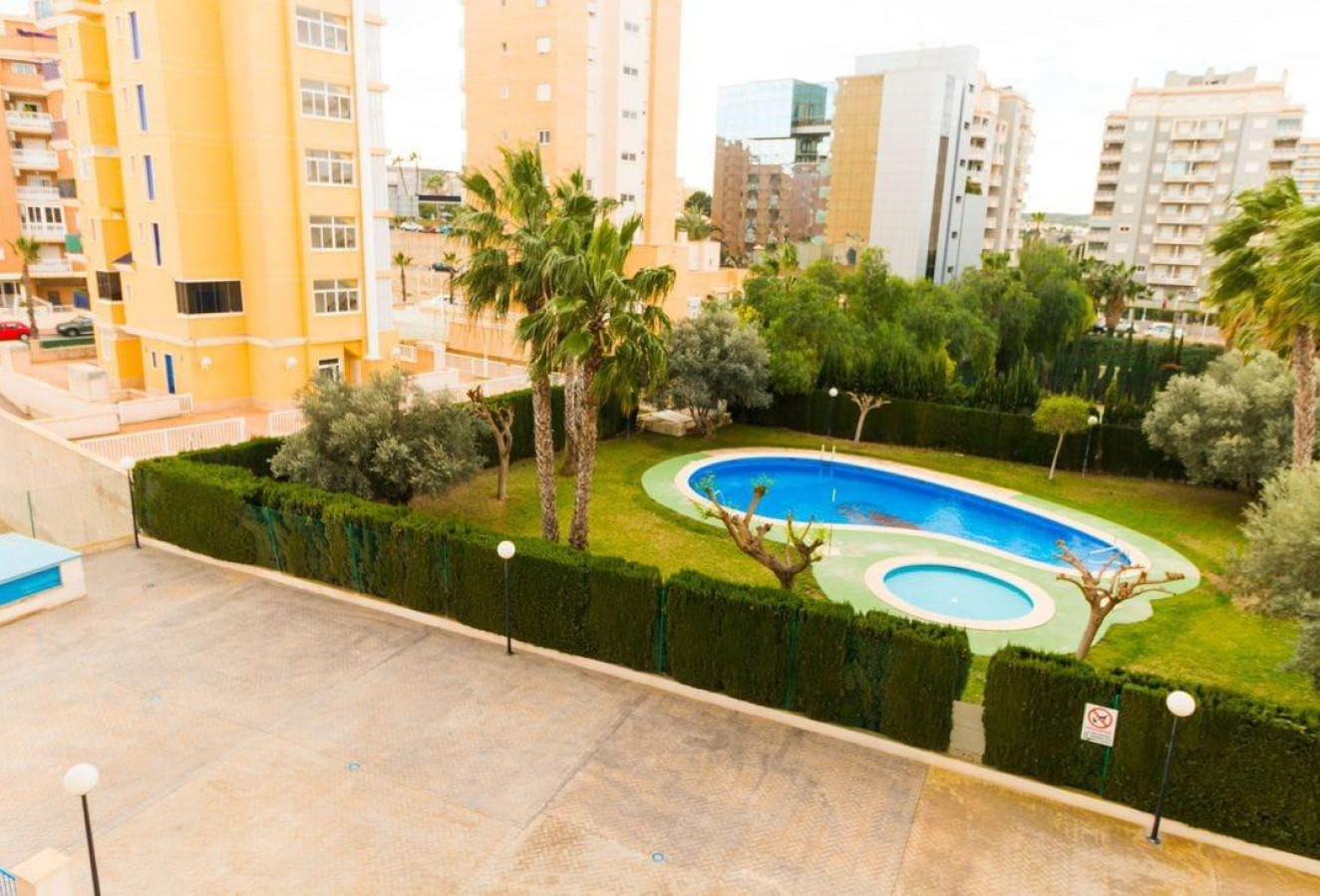 Reventa - Apartamento / piso - Guardamar del Segura - CENTRO