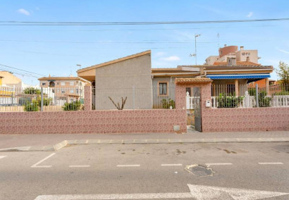 Reventa - Villa - Torrevieja - Nueva Torrevieja