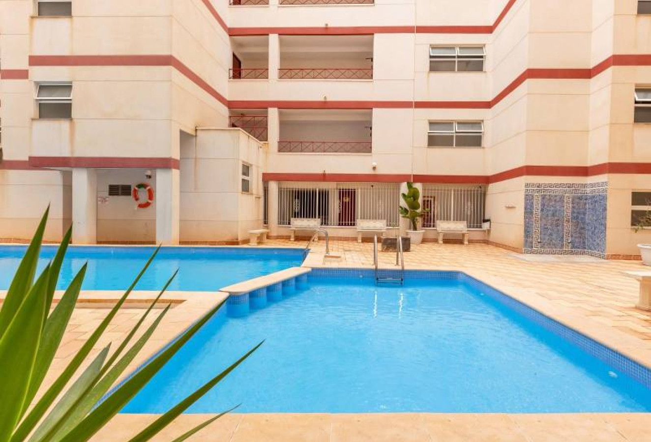 Reventa - Apartamento / piso - Torrevieja - Centro