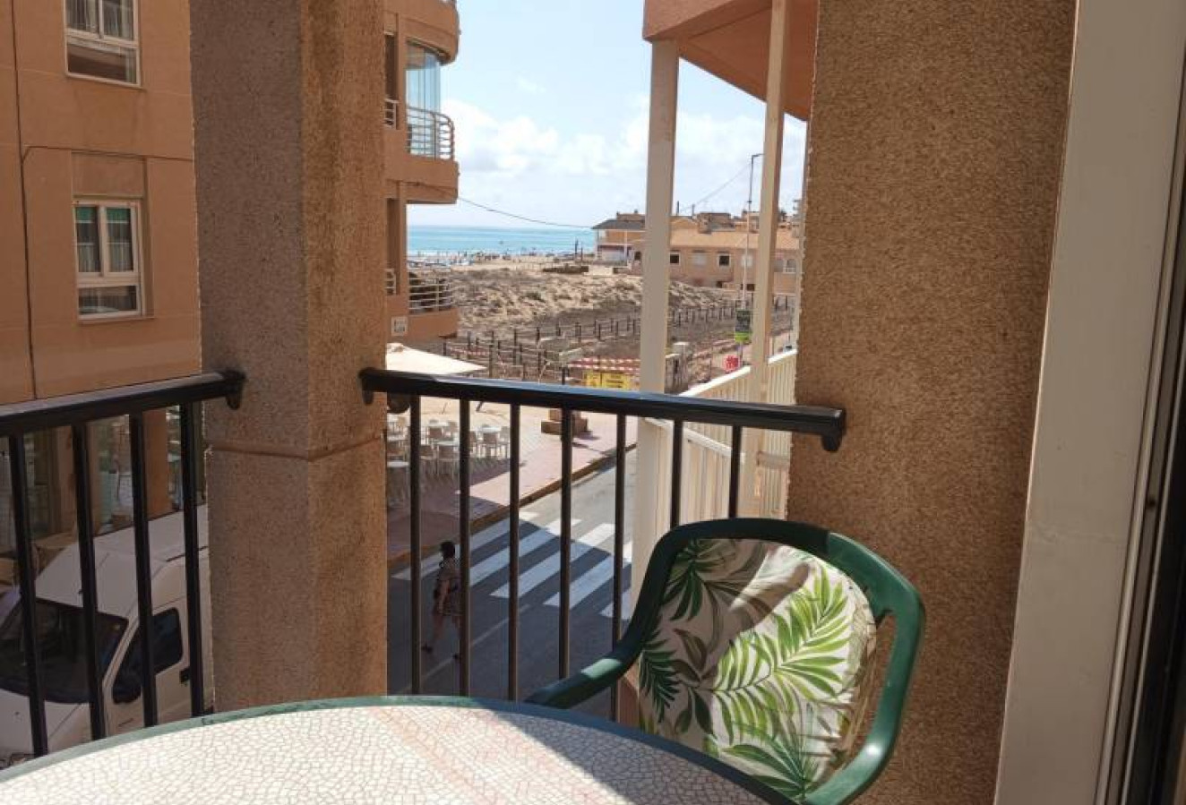 Reventa - Apartamento / piso - Torrevieja - La Mata