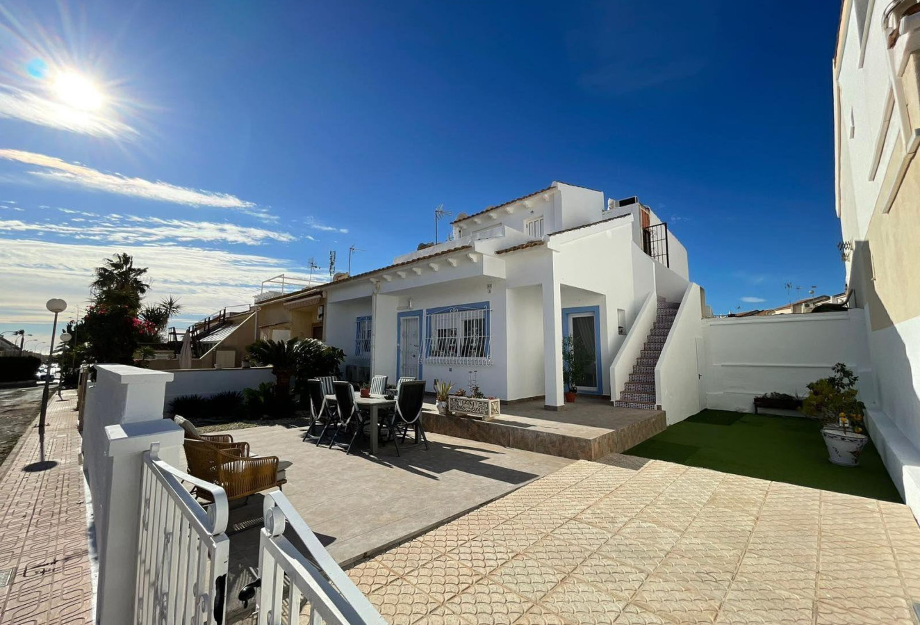 Reventa - Villa - Orihuela Costa - Las Mimosas