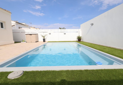 Reventa - Villa - Torrevieja - San luis