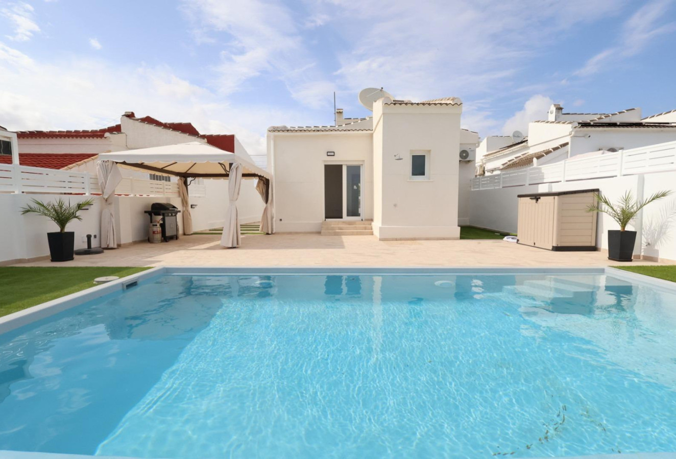 Reventa - Villa - Torrevieja - San luis