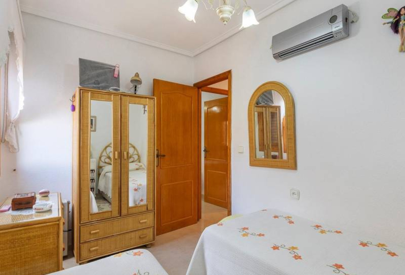 Reventa - Apartamento / piso - Torrevieja - La Mata