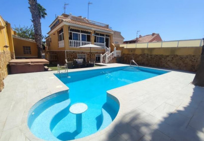 Reventa - Villa - Torrevieja - Aguas nuevas 1