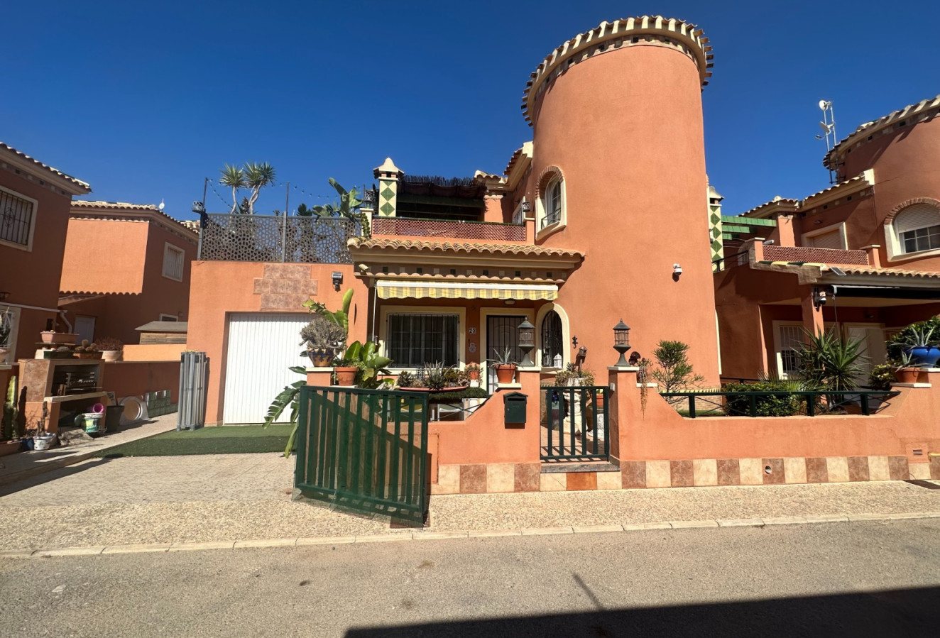 Reventa - Villa - Orihuela Costa - Playa Flamenca