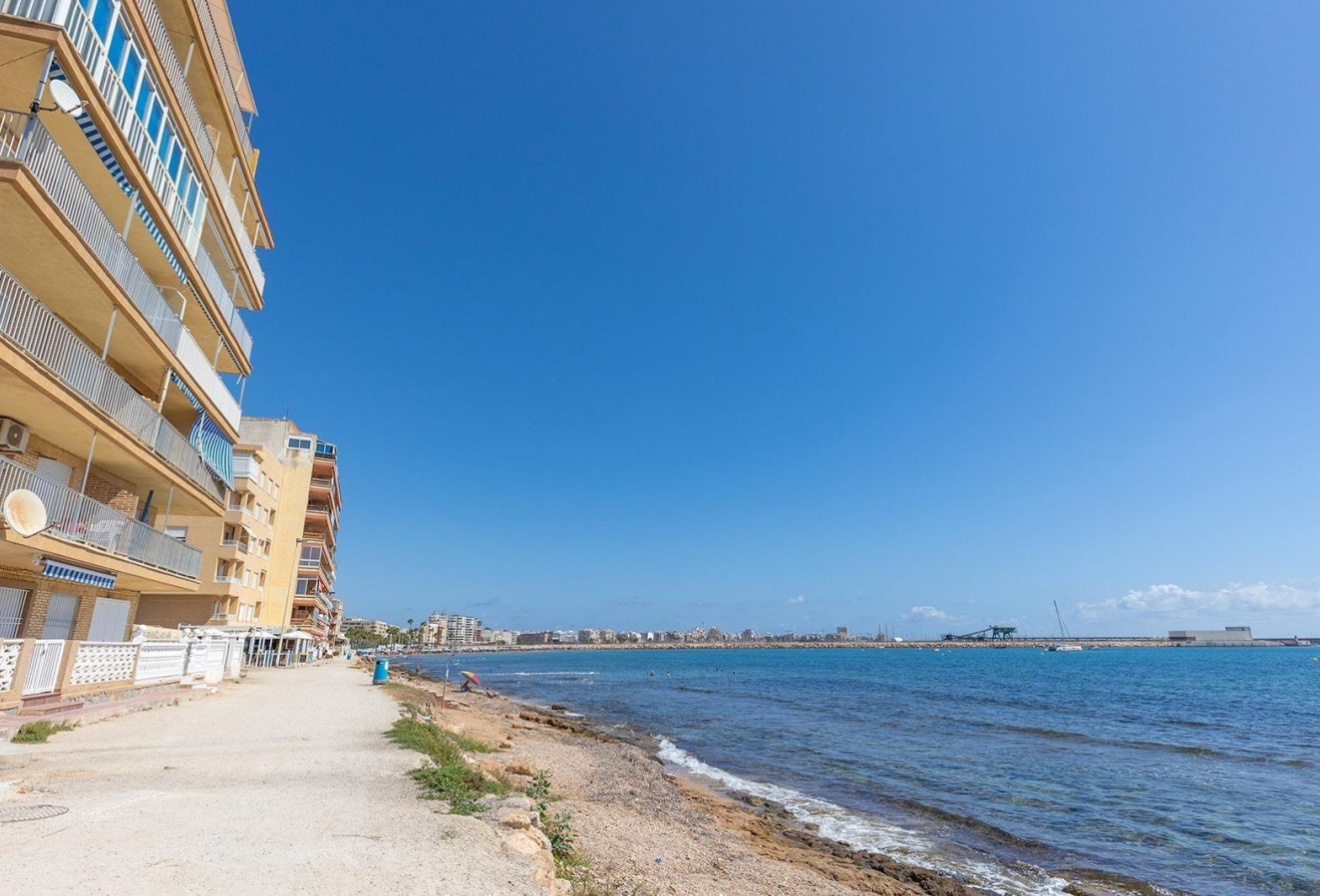 Reventa - Apartamento / piso - Torrevieja - Playa de los Naufragos