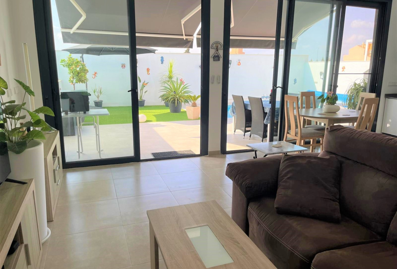 Resale - Villa - Los Alcazares - Los Alcázares