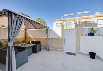 Reventa - Bungalow - Torrevieja - Doña ines