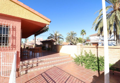 Reventa - Villa - Cabo Roig - MUY CERCA DE LA PLAYA