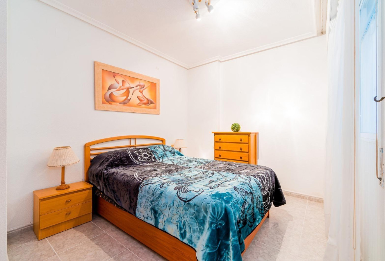 Reventa - Apartamento / piso - Torrevieja - Estacion de autobuses