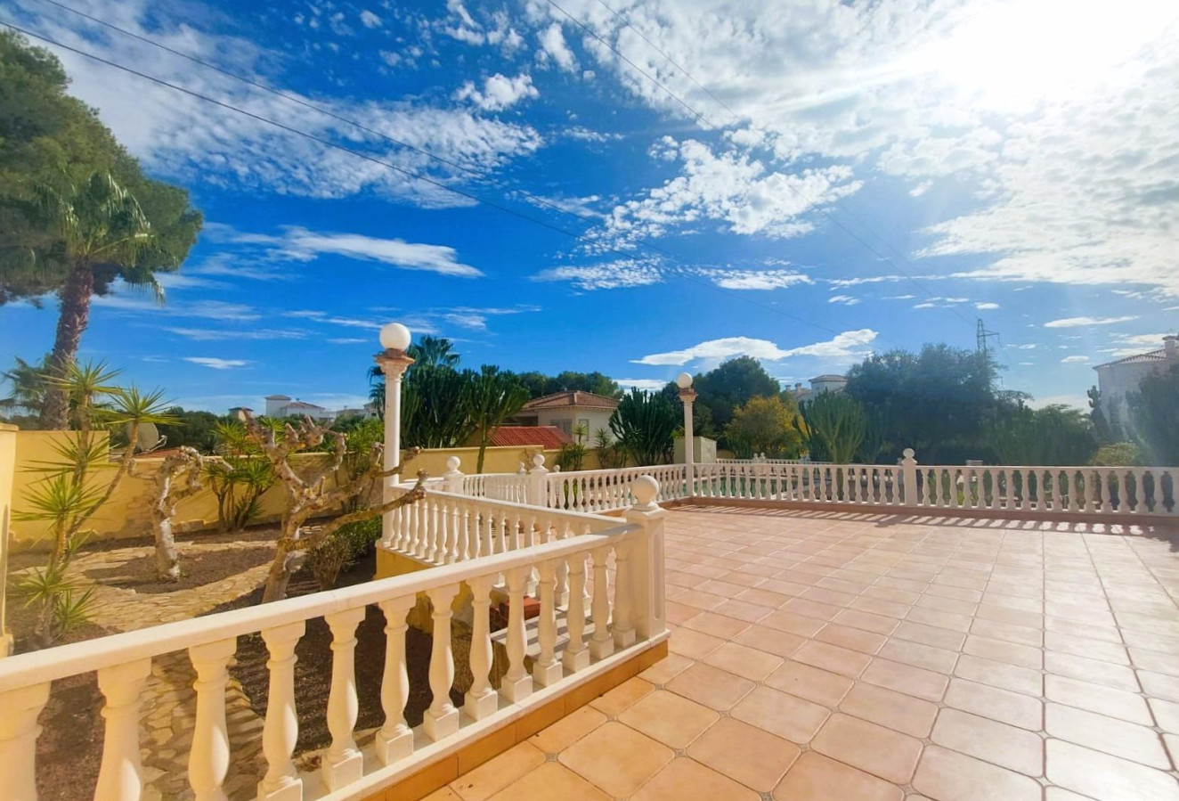 Reventa - Villa - Orihuela Costa - Las Filipinas