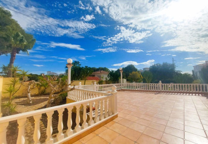 Reventa - Villa - Orihuela Costa - Las Filipinas