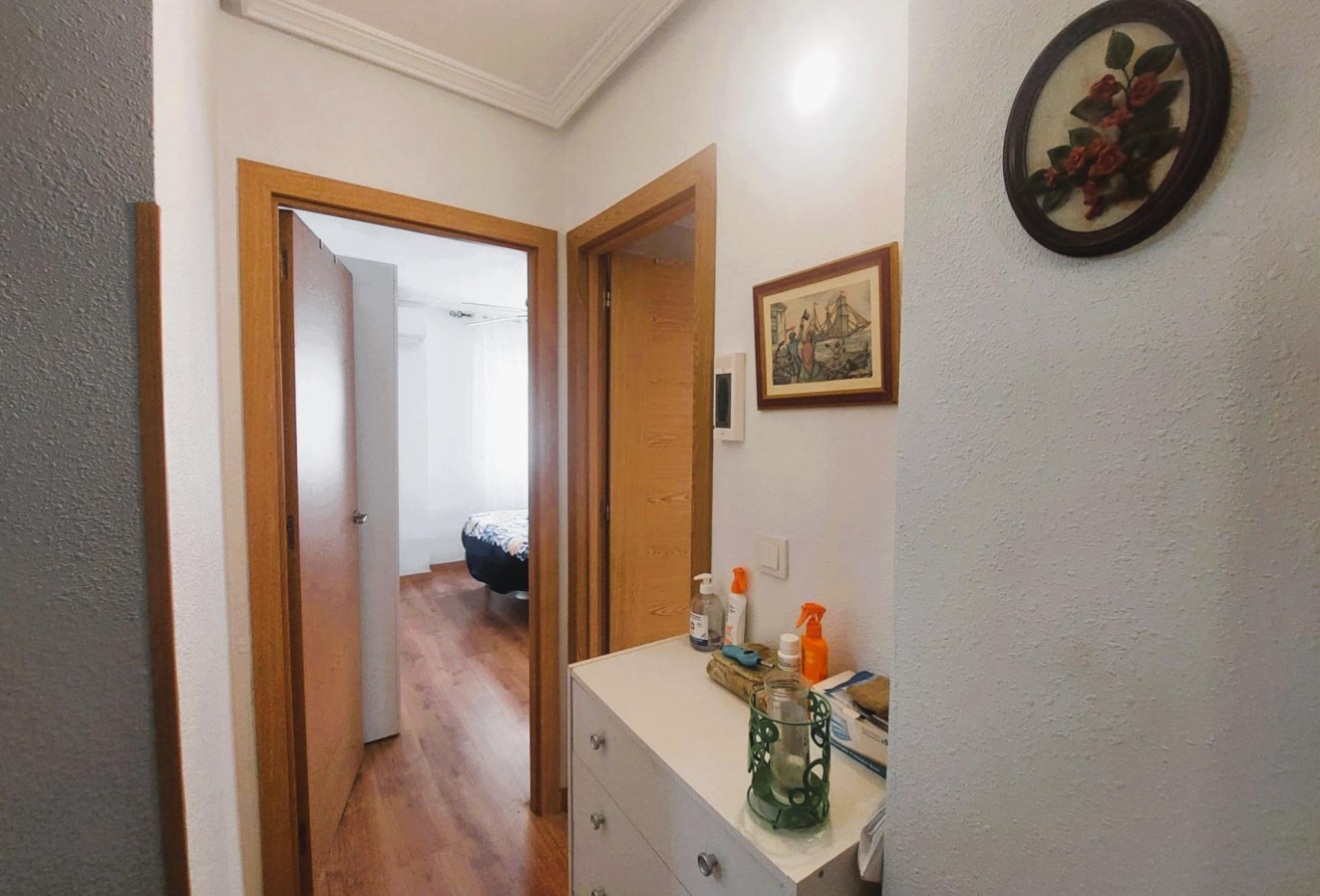 Reventa - Apartamento / piso - Torrevieja - Centro