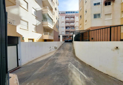 Reventa - Apartamento / piso - Torrevieja - Centro