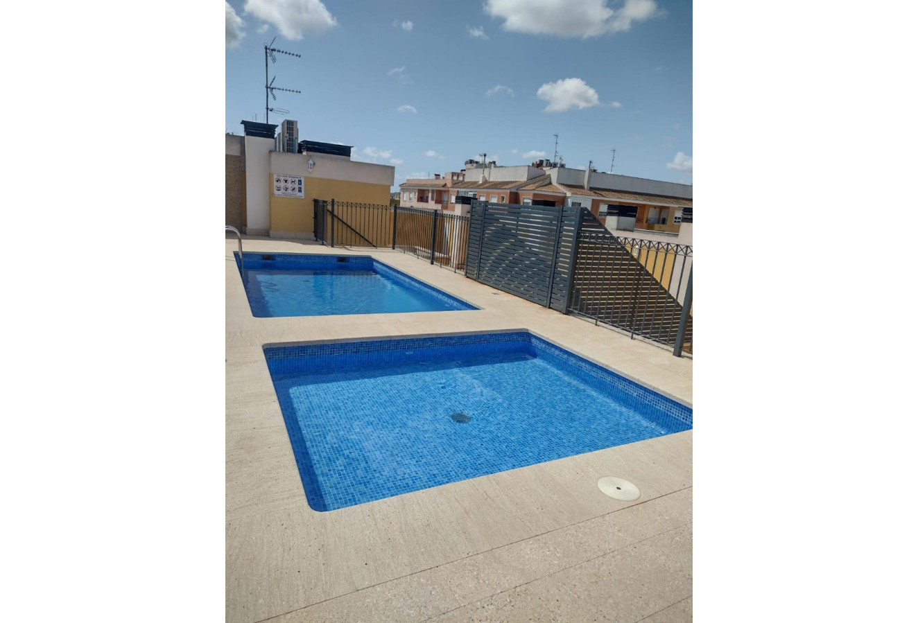 Resale - Apartment / flat - Almoradí