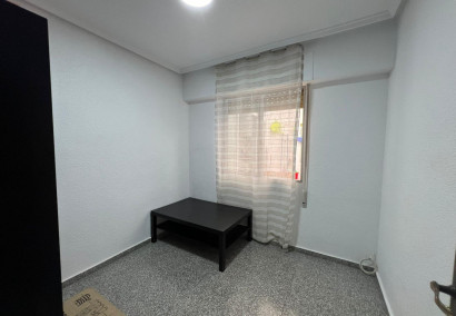 Resale - Apartment / flat - Dolores - CENTRO