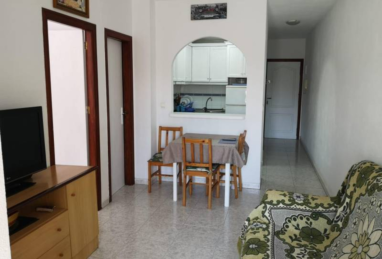 Reventa - Apartamento / piso - Torrevieja - Estacion de autobuses