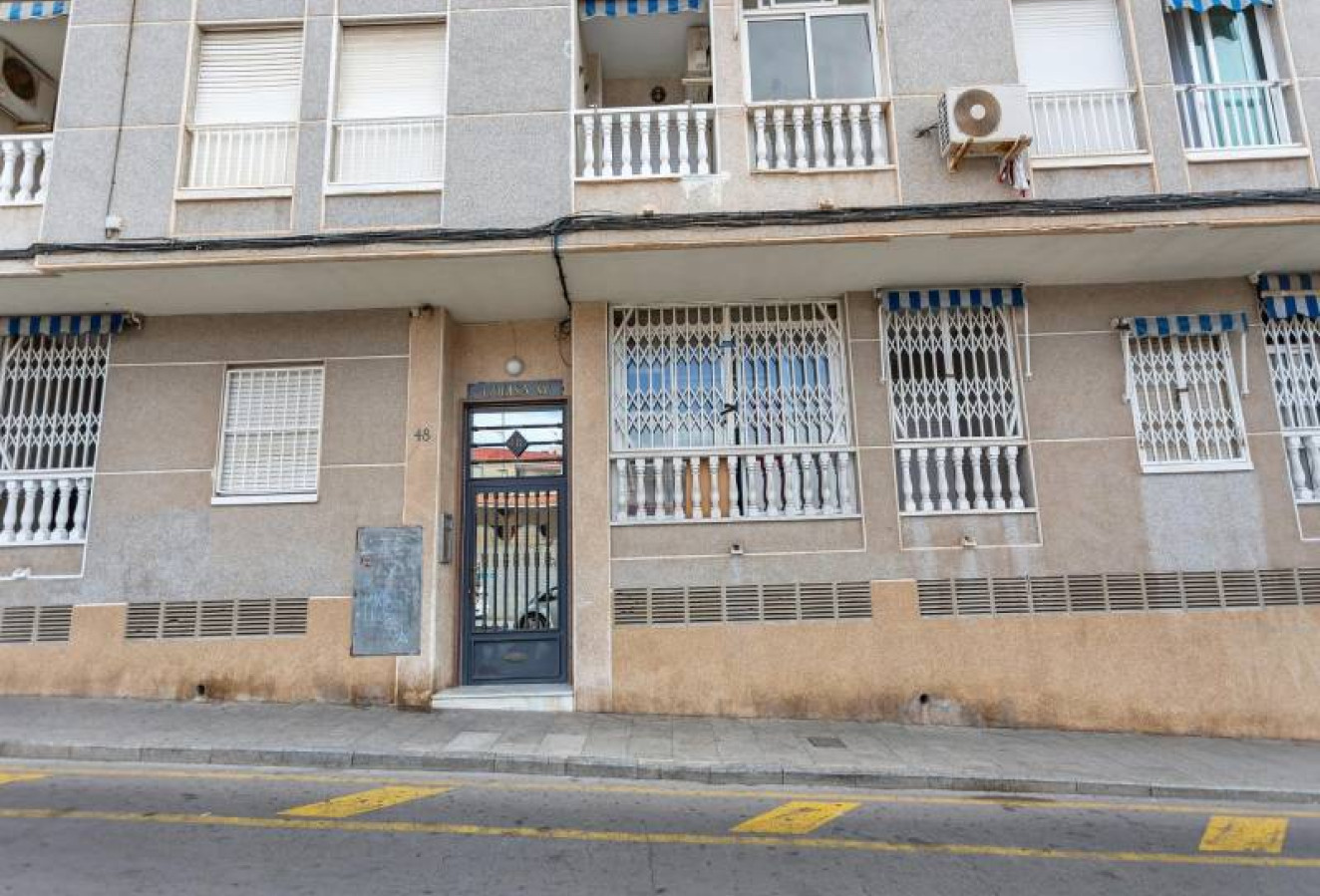 Reventa - Apartamento / piso - Torrevieja - Estacion de autobuses