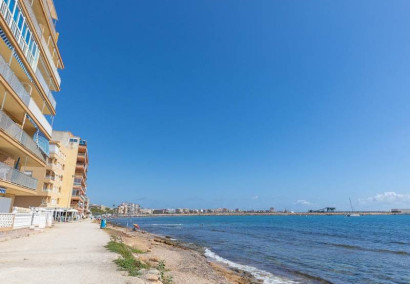 Reventa - Apartamento / piso - Torrevieja - Playa de los Naufragos