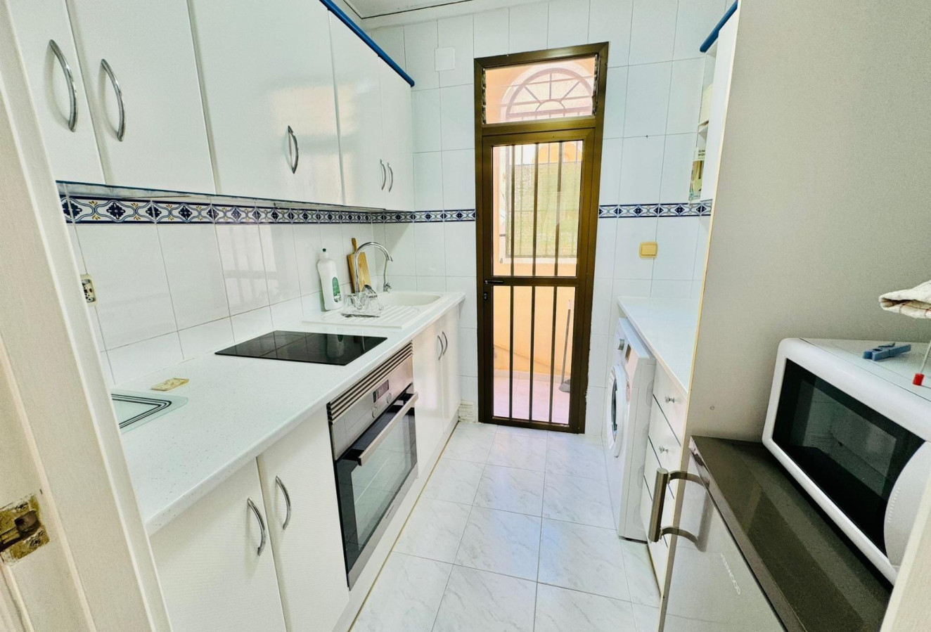 Reventa - Apartamento / piso - Torrevieja - La veleta