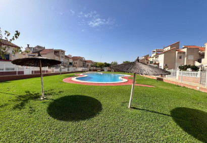 Reventa - Bungalow - Orihuela Costa - La Zenia