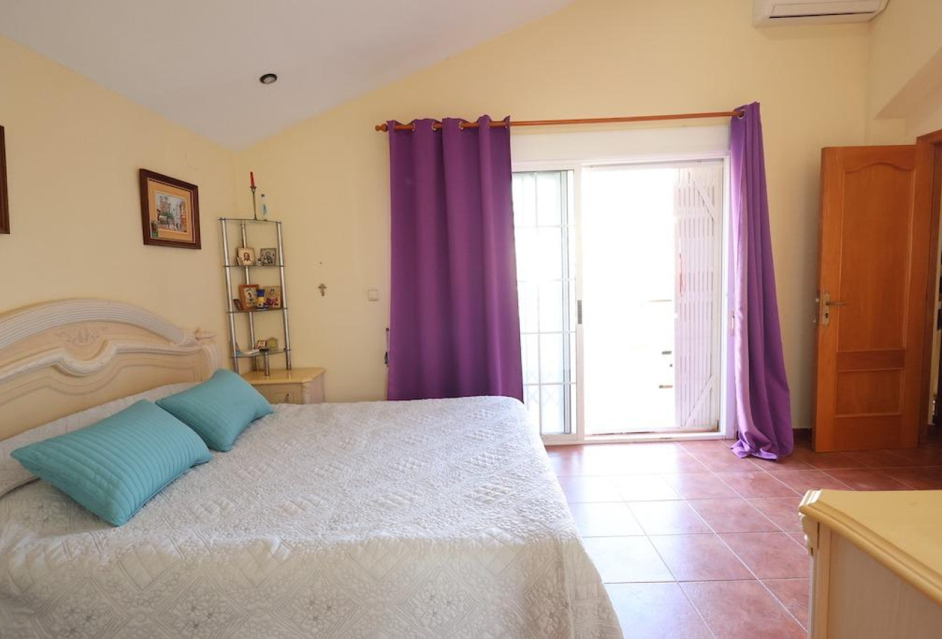 Reventa - Villa - Orihuela Costa - Playa Flamenca