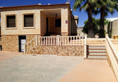 Reventa - Villa - Torrevieja - Eliseos playa