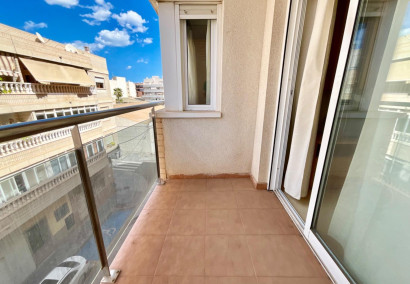 Reventa - Apartamento / piso - Torrevieja - Centro