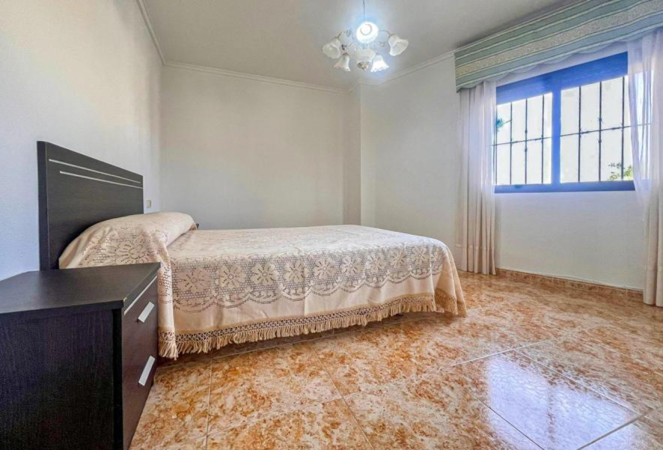 Reventa - Apartamento / piso - San Miguel de Salinas - Pueblo