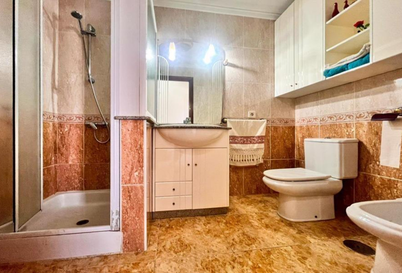 Reventa - Apartamento / piso - San Miguel de Salinas - Pueblo