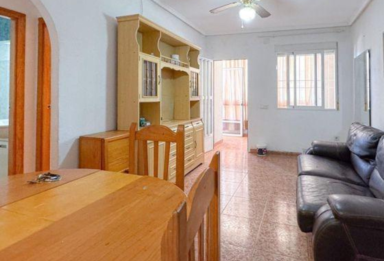 Reventa - Apartamento / piso - Torrevieja - Centro