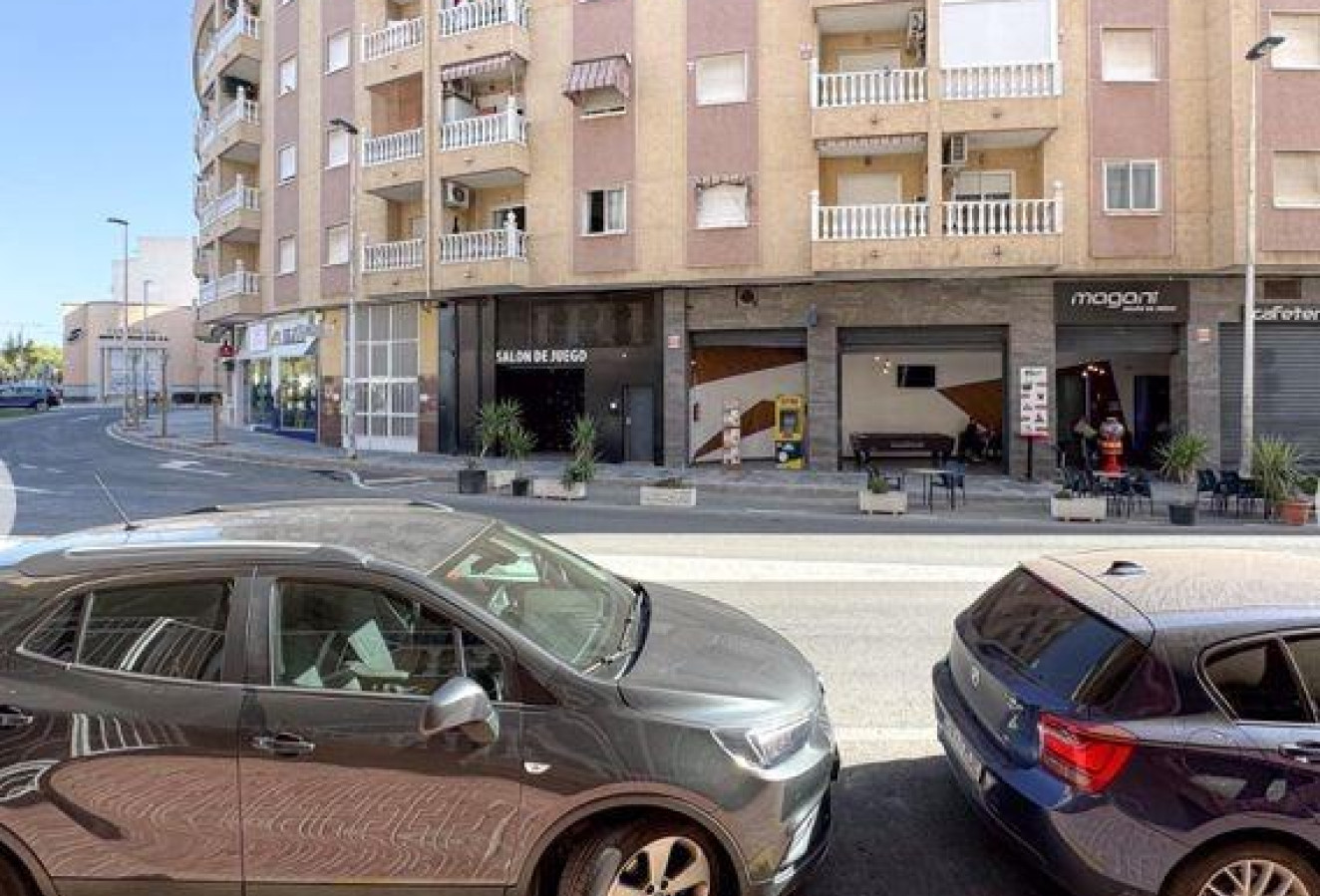 Reventa - Apartamento / piso - Torrevieja - Centro