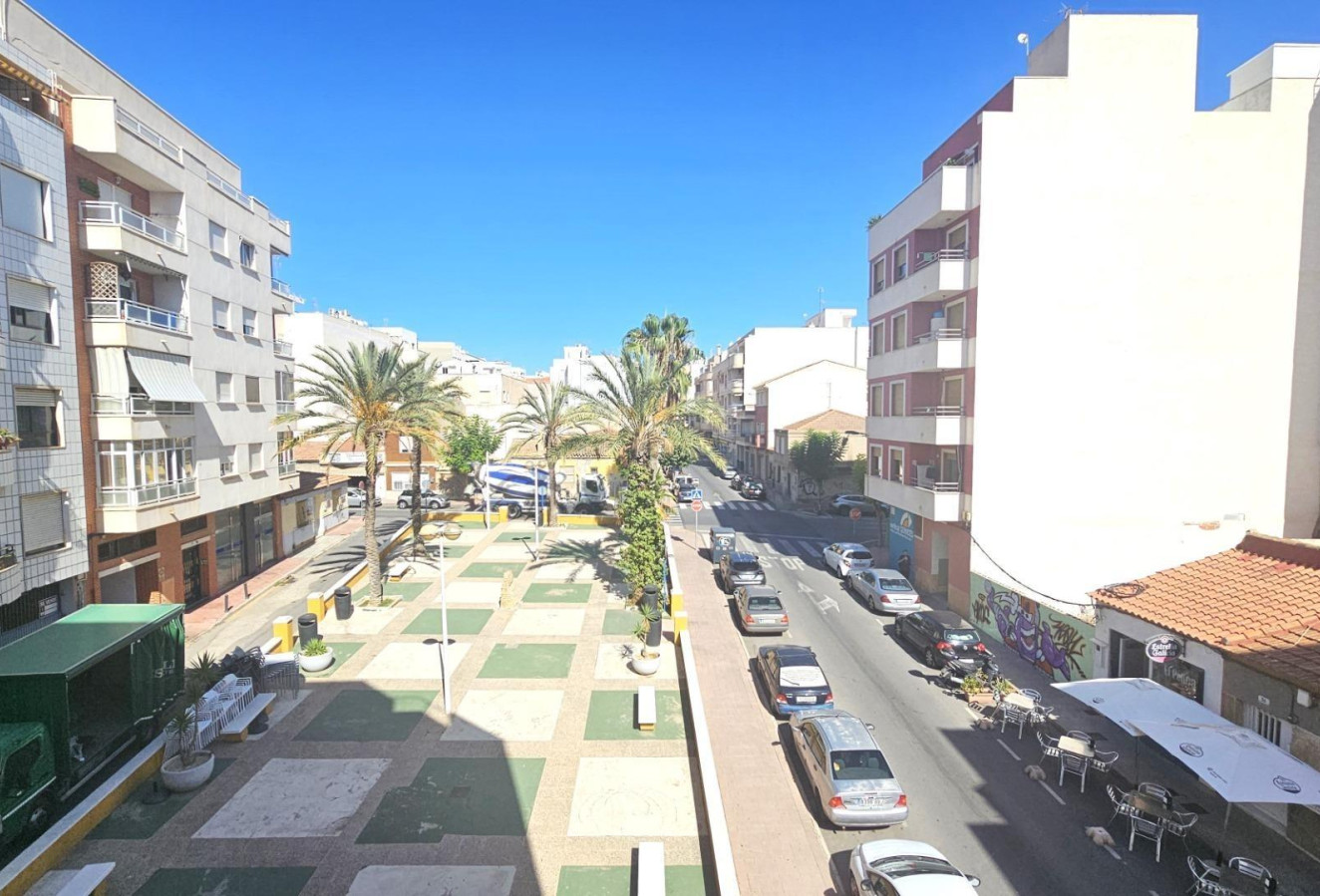 Reventa - Apartamento / piso - Torrevieja - Centro