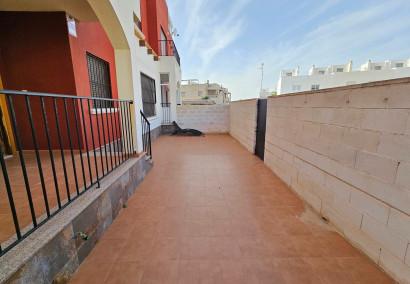 Reventa - Bungalow - Torrevieja - Aguas Nuevas